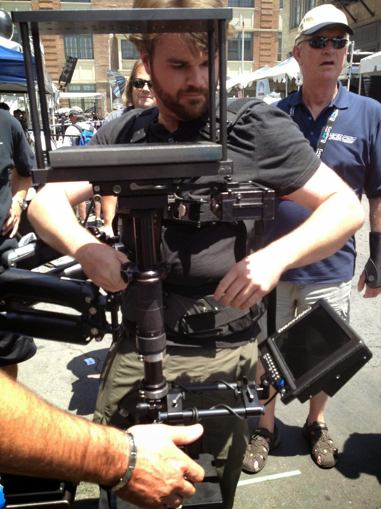 Remote-head stabilized rig